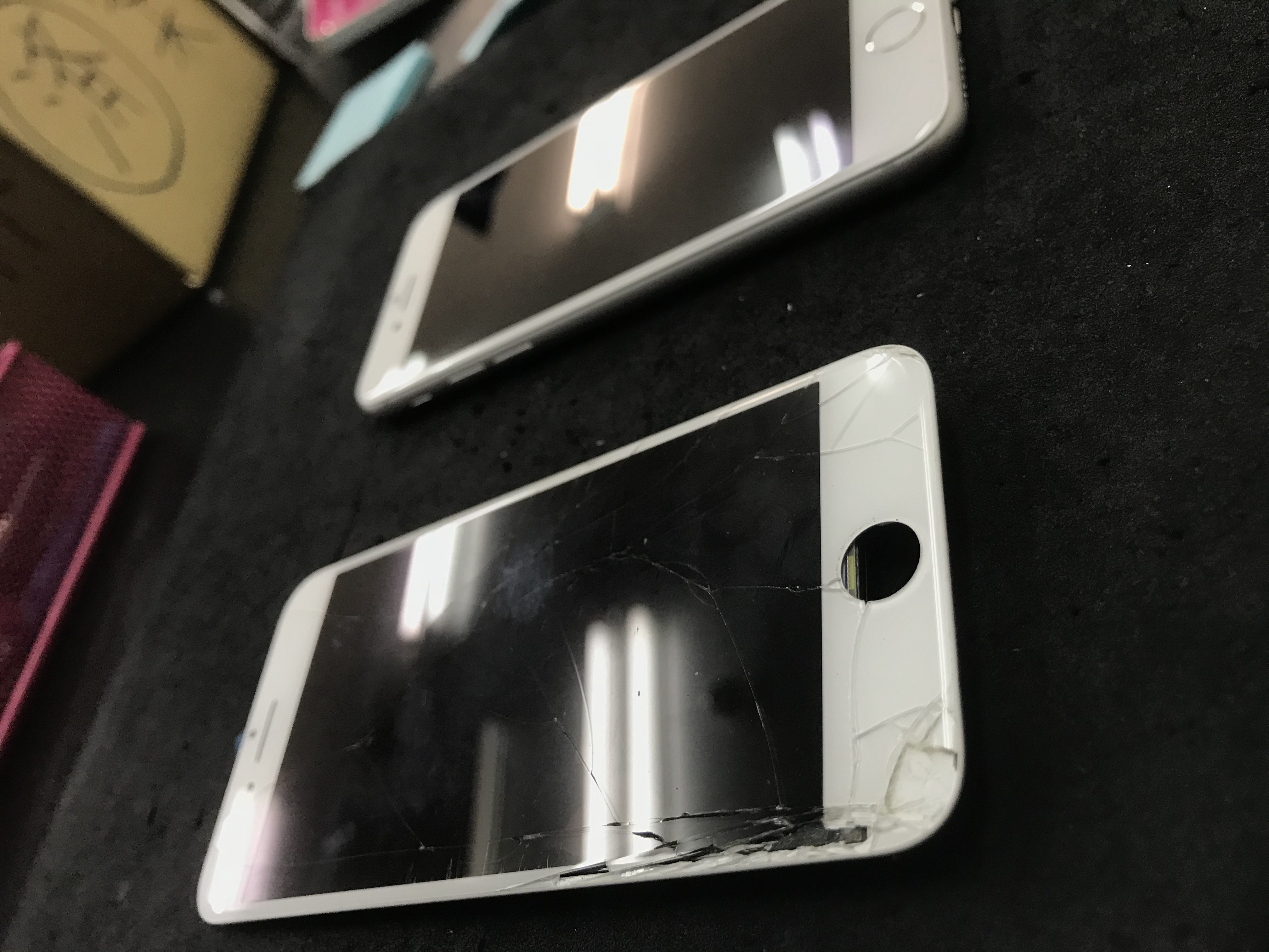 iPhone7タッチ効かない！？お任せください