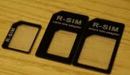 SIM下駄が抜けない…?