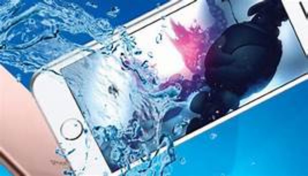 台風が接近中　iPhoneの水没故障に気をつけましょう