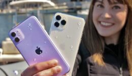 iPhone11画面割れタッチ不良と水没