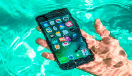 iPhone6S水没端末液晶交換修理