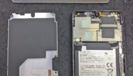 エッセンシャルフォンのバッテリー交換