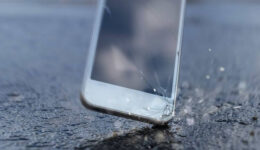 AQUOSスマホの修理