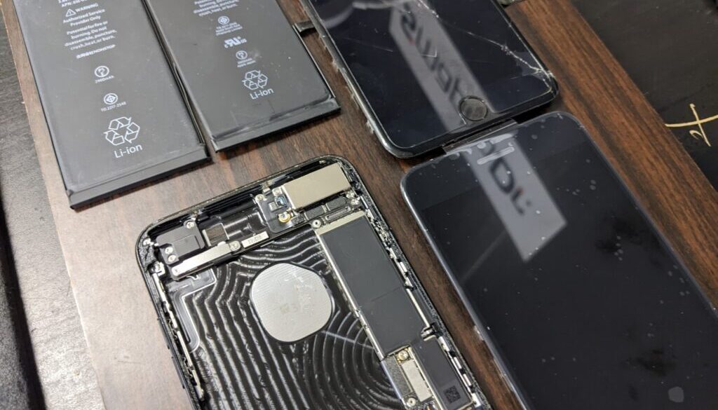 梅田店でiPhone7Plus画面修理とバッテリー交換