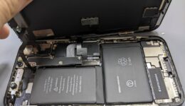 iPhoneXフロントパネル・バッテリー交換