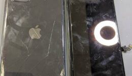 iPhone11背面修理