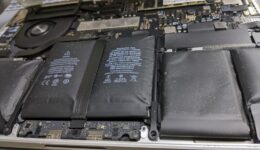 MacBookProバッテリー231118_1