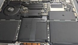 MacBookPro分解開始240323