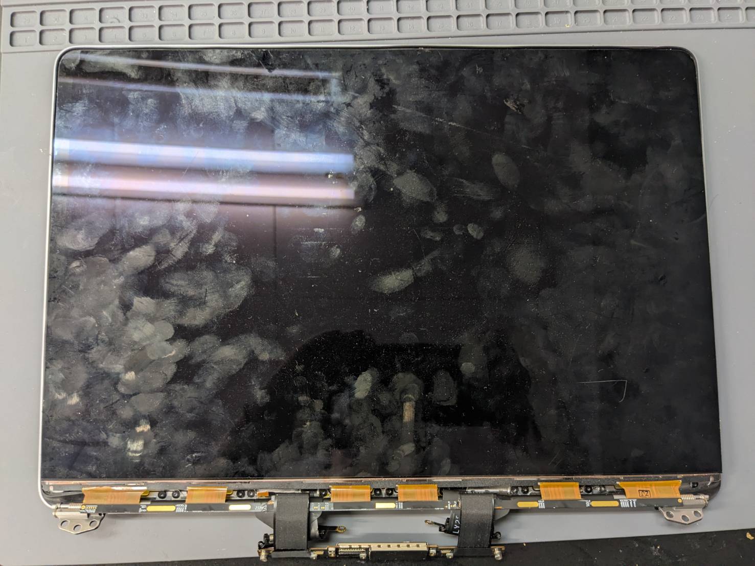 ジャンク品 】MacBook Pro 2020モデル 13インチ ※液晶割れ ジャンク品 