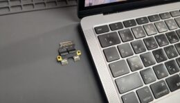 MacBook AirのUSBポート(Thunderbolt3)修理