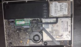 Mac book pro 2011 late A1278バッテリー交換修理