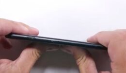 iPhoneフレーム矯正