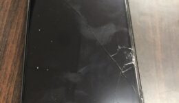 iPhone XS画面交換修理