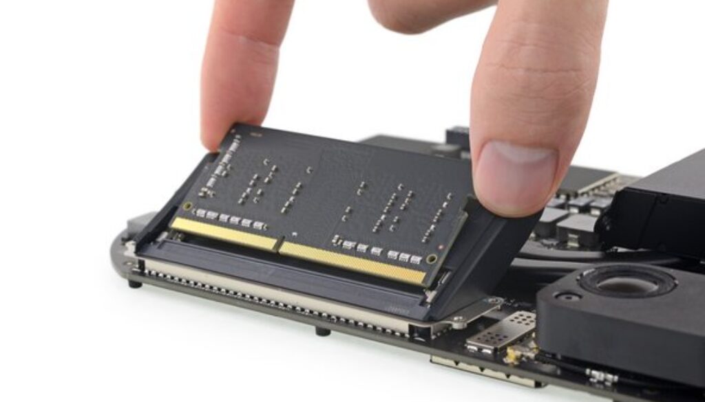 Mac mini メモリの交換時期